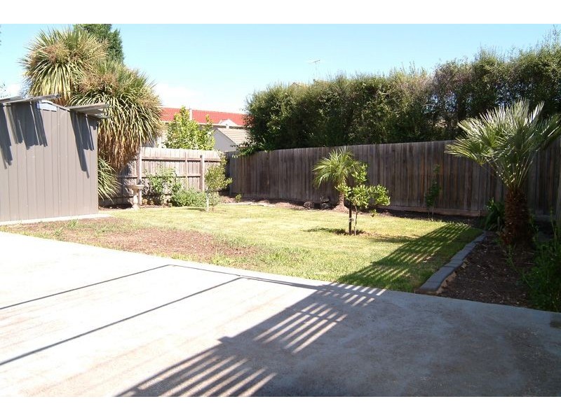 11 Island Place, Mill Park VIC 3082