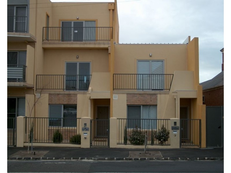 42 Ardoch Street, Essendon VIC 3040