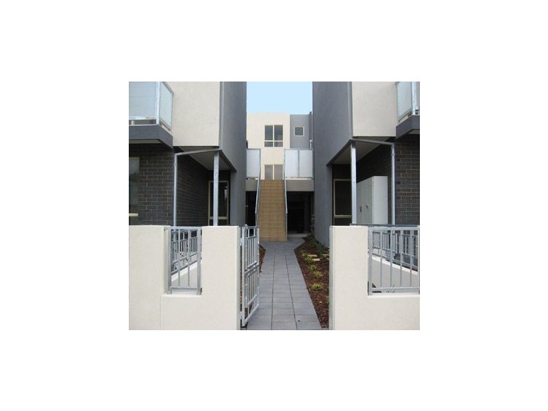 11/2-6 Scott Street, Essendon VIC 3040