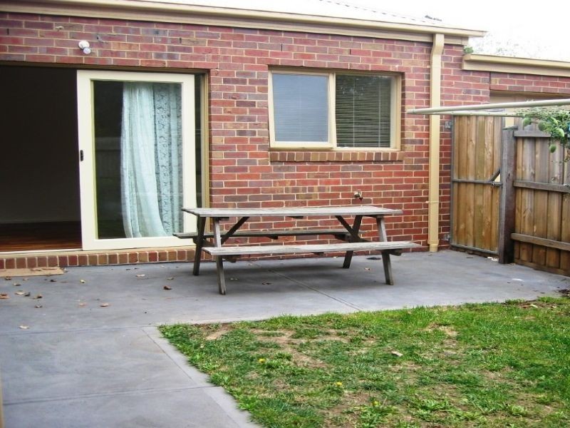 5/10 Napier Crescent, Essendon VIC 3040