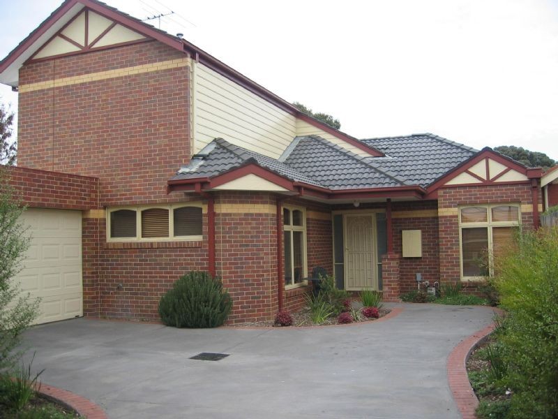 2/3 Batman Street, Essendon VIC 3040