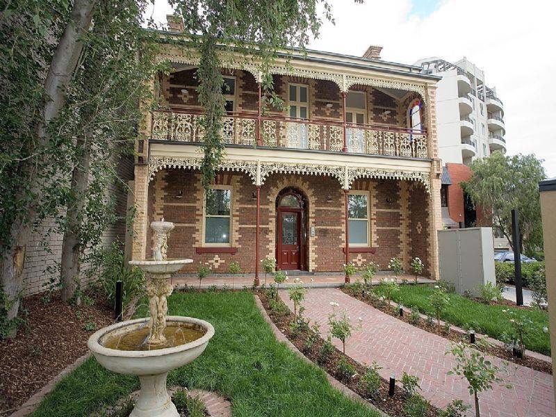 1/689 Mt Alexander Road, Moonee Ponds VIC 3039
