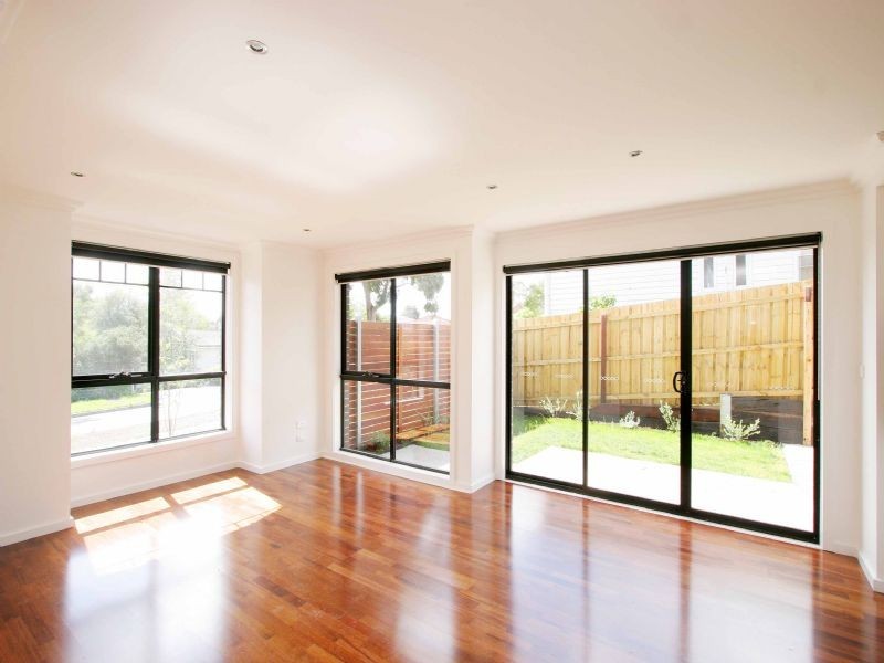 1/122 Ogilvie Street, Essendon VIC 3040