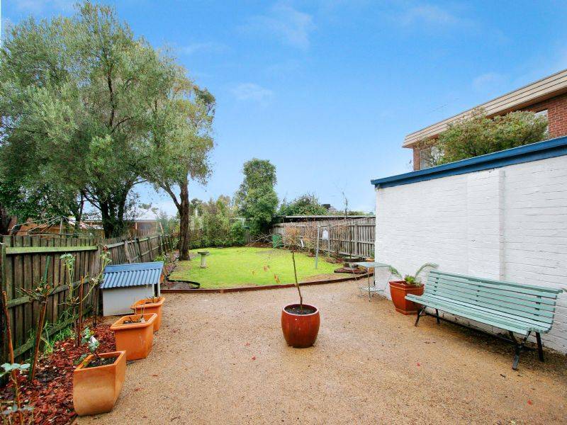 336 Pascoe Vale Road, Essendon VIC 3040
