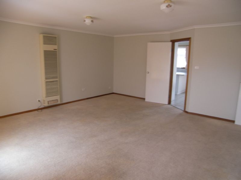 2/148 Roberts Street, Essendon VIC 3040