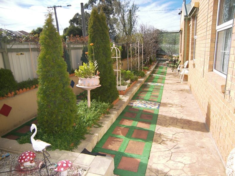 14 Amelia Avenue, Essendon VIC 3040