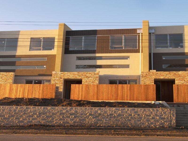 4/58 Bateman Road, Kensington VIC 3031