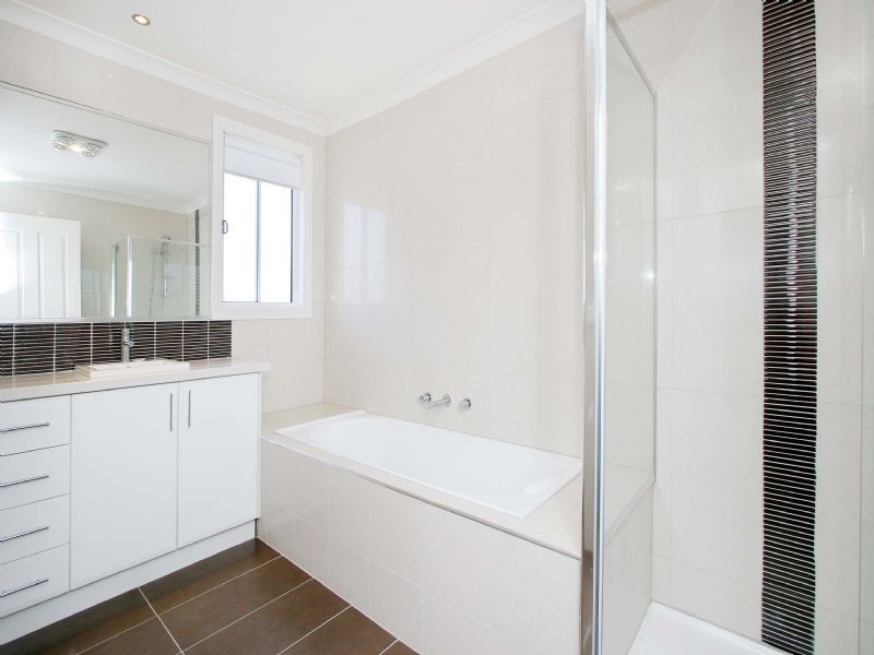 1A Roberts Street, Essendon VIC 3040