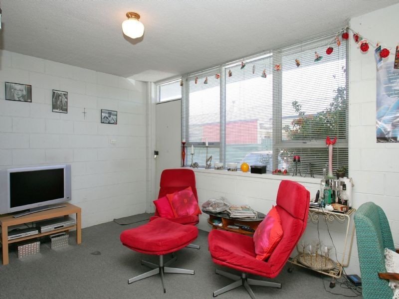 2/20 Sandown Road, Ascot Vale VIC 3032