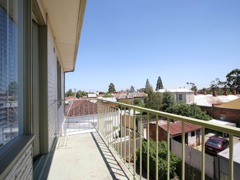 10/23 Maribyrnong Road, Ascot Vale VIC 3032