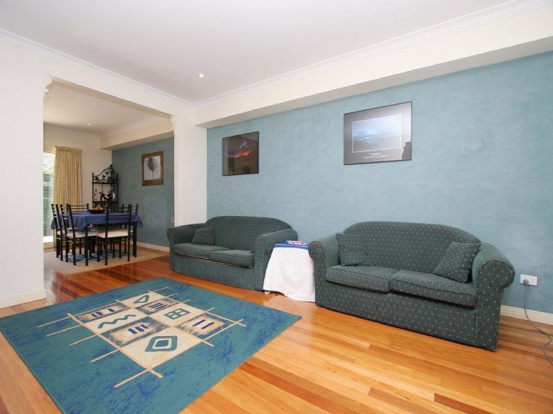 4/16 Cooper Street, Essendon VIC 3040