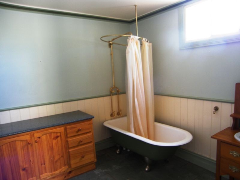 44 Epsom Road, Ascot Vale VIC 3032