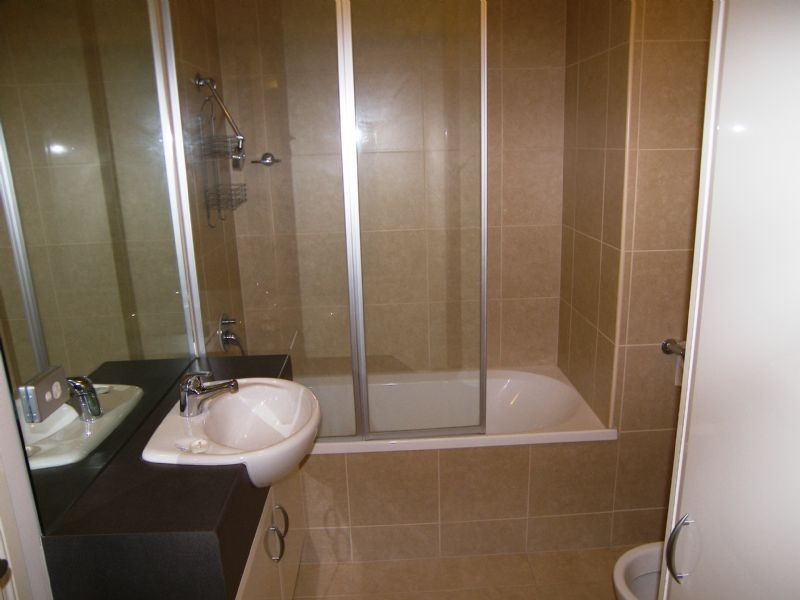 304/77 Village Way, Maribyrnong VIC 3032