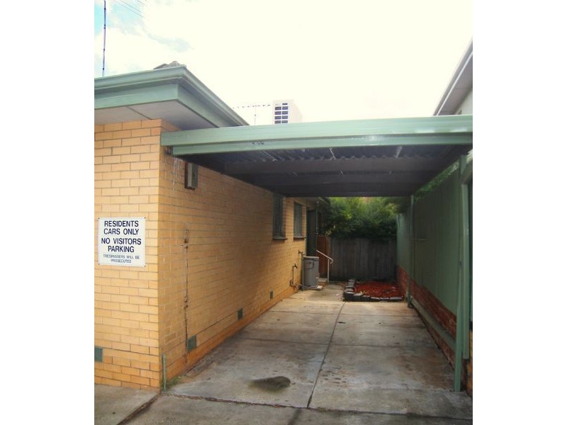 2/52 Rosehill Road, Niddrie VIC 3042