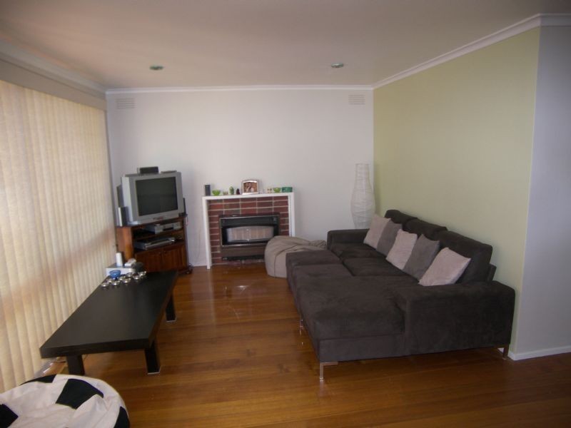 16 Noga Avenue, Keilor East VIC 3033