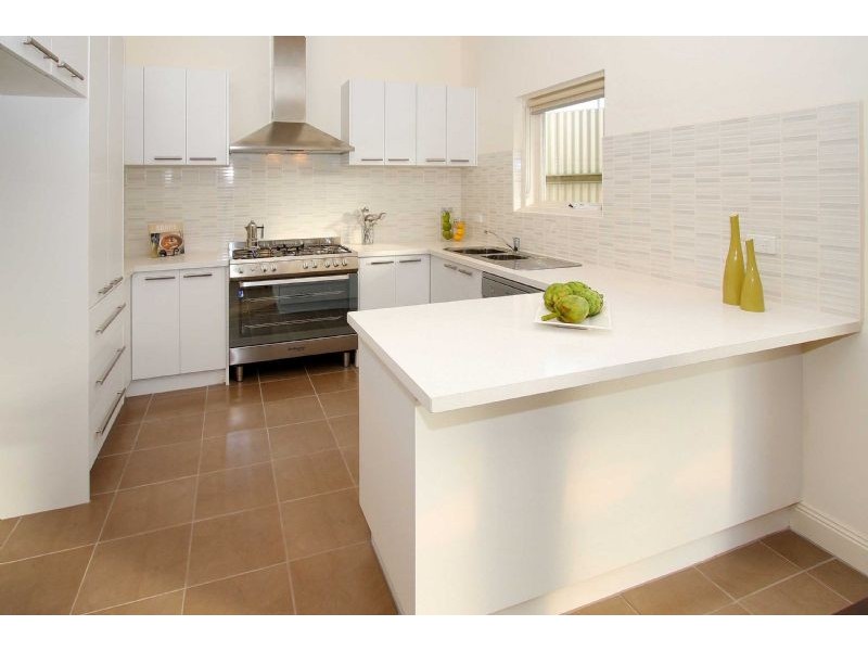 2 Warrick Street, Ascot Vale VIC 3032