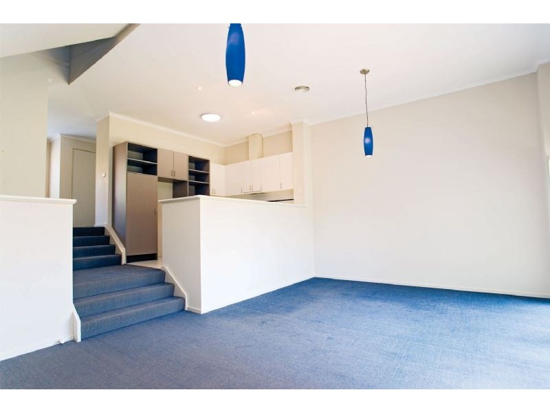 18/77 Coghlan Street, Niddrie VIC 3042