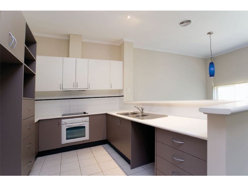 18/77 Coghlan Street, Niddrie VIC 3042