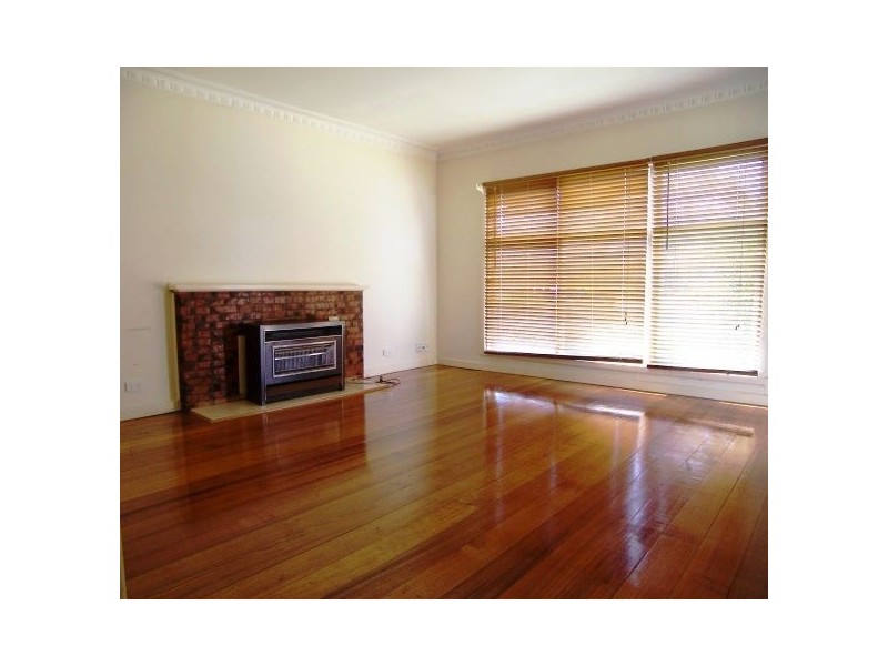 19 Doyle Street, Avondale Heights VIC 3034