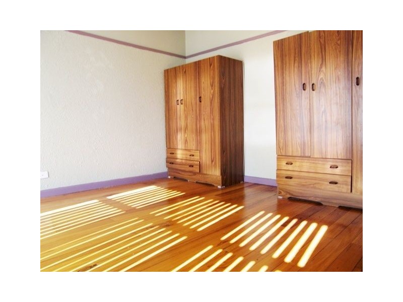 19 Doyle Street, Avondale Heights VIC 3034