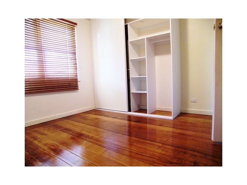 19 Doyle Street, Avondale Heights VIC 3034