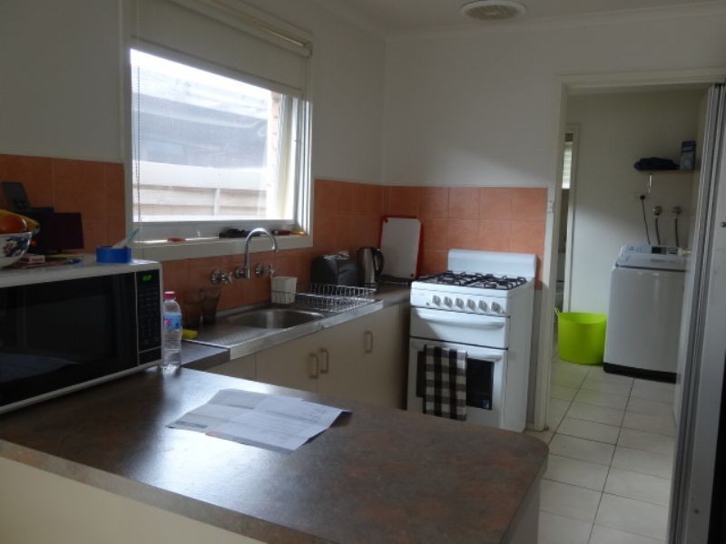 11 Finningley Drive, Tullamarine VIC 3043