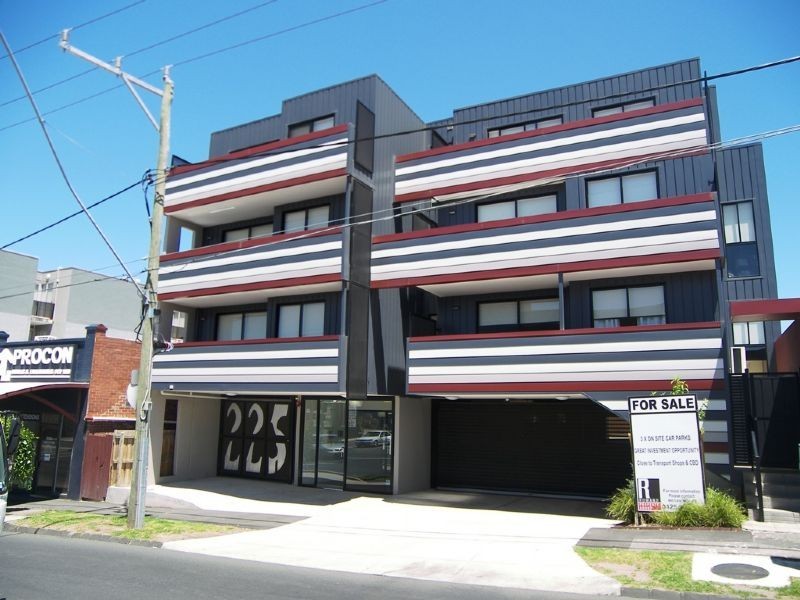 3 & 12/225 Buckley Street, Essendon VIC 3040