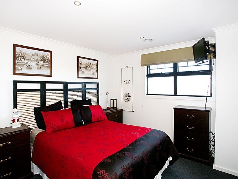 169 Napier Street, Essendon VIC 3040