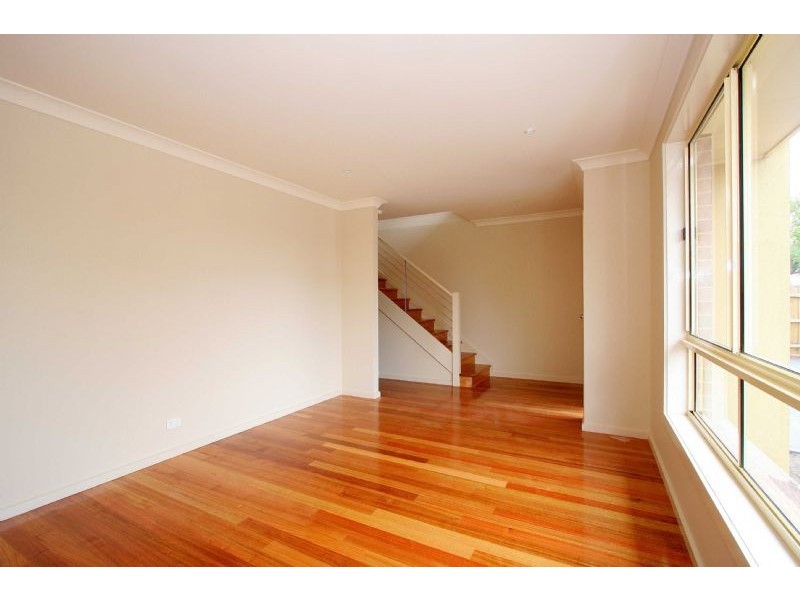 1/149 Roberts Street, Essendon VIC 3040