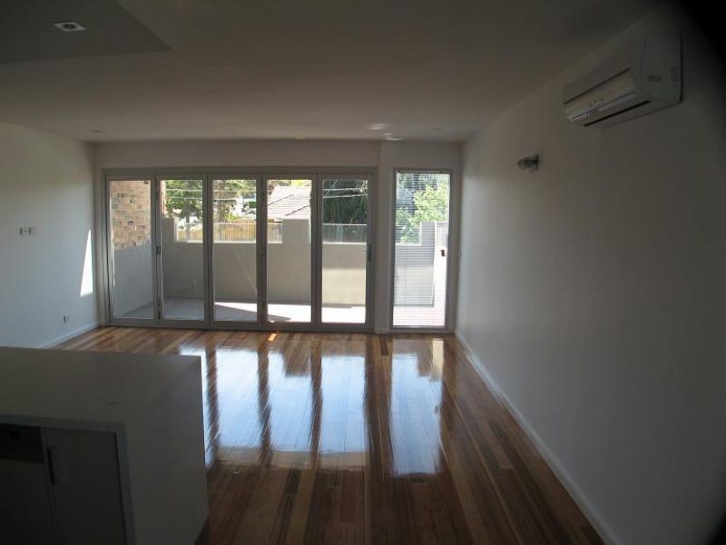 2/35 Tilba Street, Essendon VIC 3040
