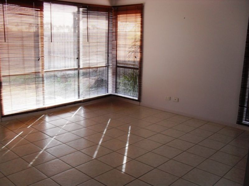 63 Rutherglen Crescent, Gowanbrae VIC 3043