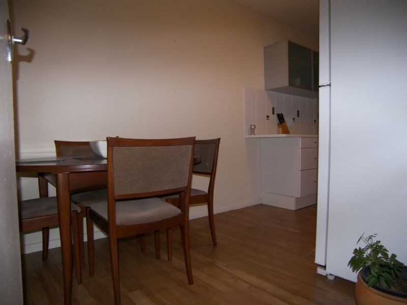 2/6 McColl Court, Brunswick West VIC 3055