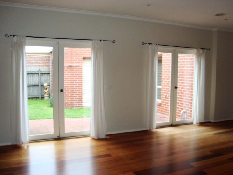 4/8 Napier Crescent, Essendon VIC 3040