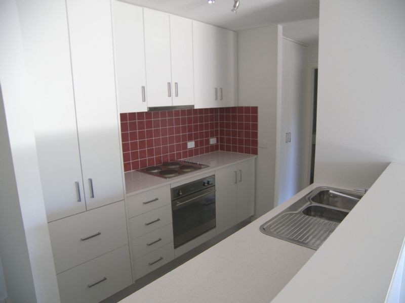10/225 Buckley Street, Essendon VIC 3040