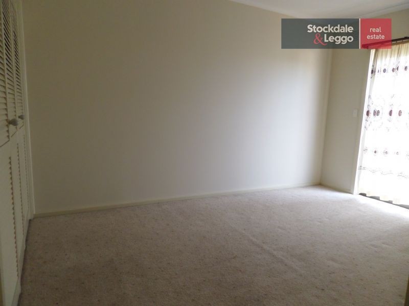 2/18 Cooper Street, Essendon VIC 3040