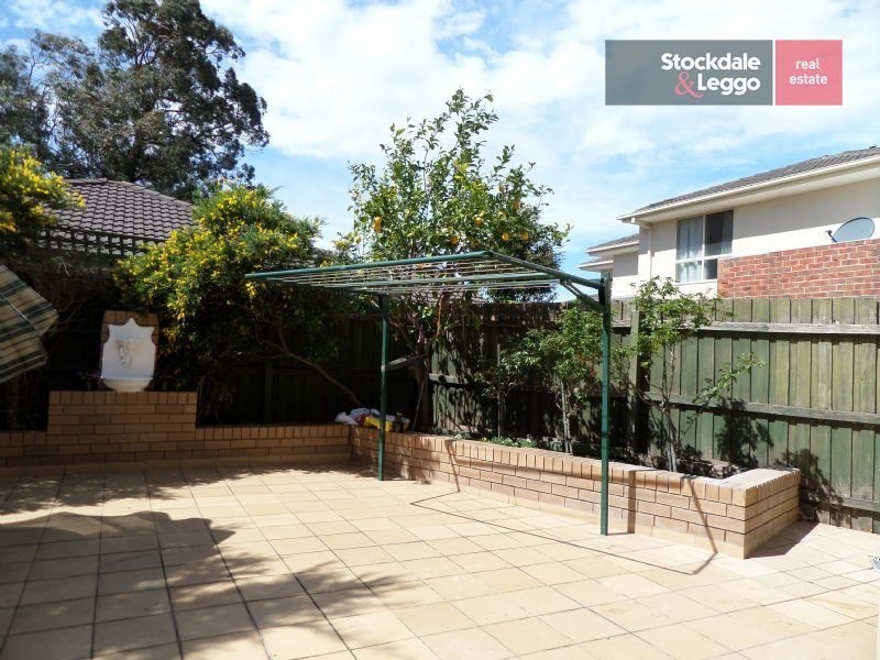 2/18 Cooper Street, Essendon VIC 3040