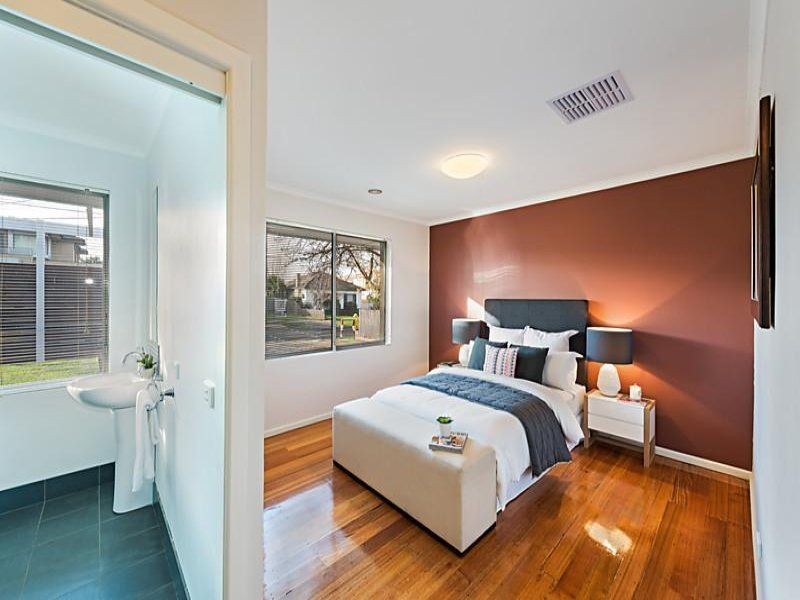 29 Rosehill Road, Essendon West VIC 3040