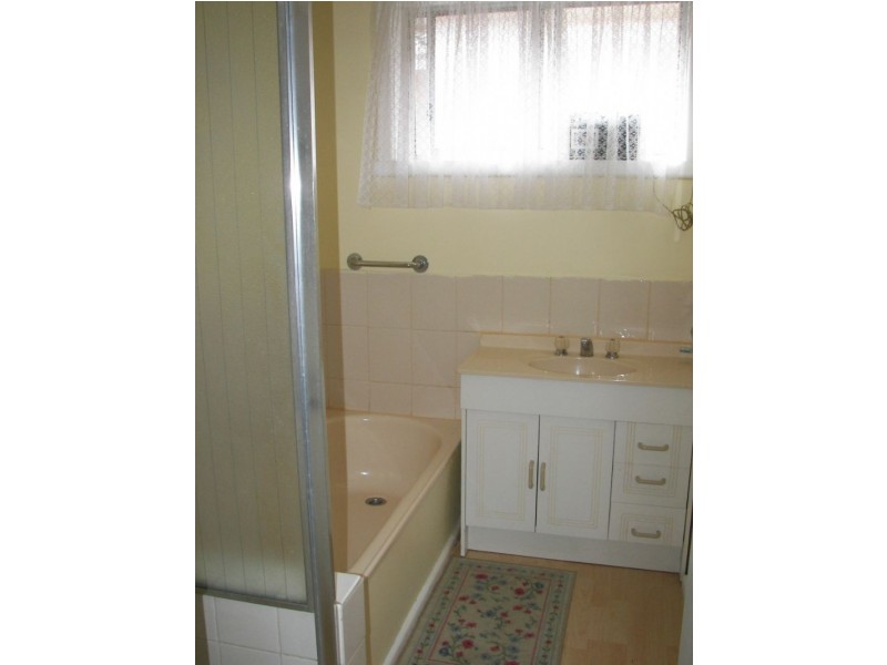 2/8A Danin Street, Pascoe Vale VIC 3044