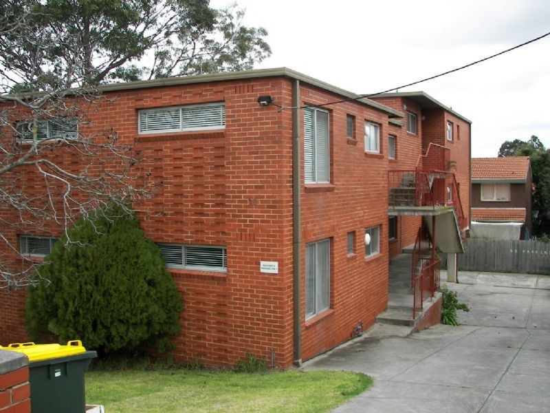 2/20 Donald Avenue, Essendon VIC 3040