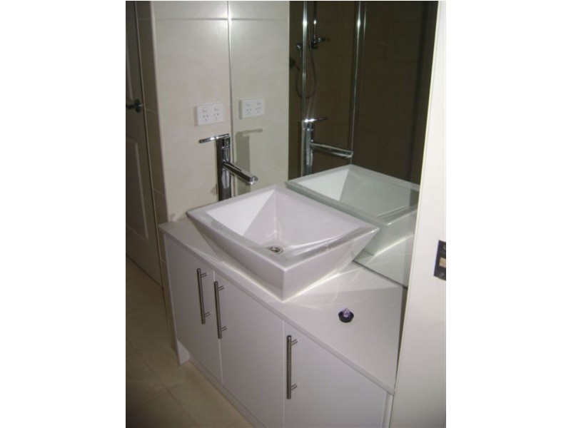 2/689 Mt Alexander Road, Moonee Ponds VIC 3039