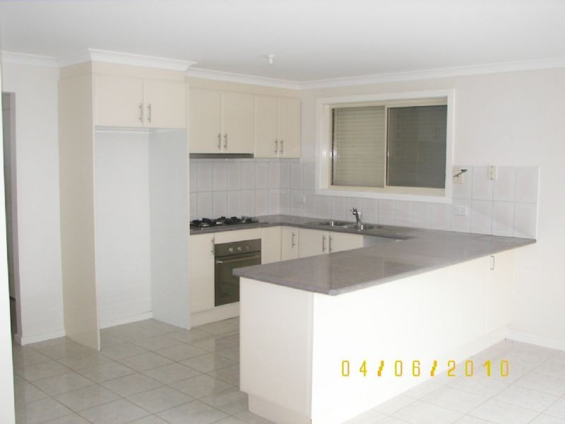 3/38 Papworth Place, Meadow Heights VIC 3048