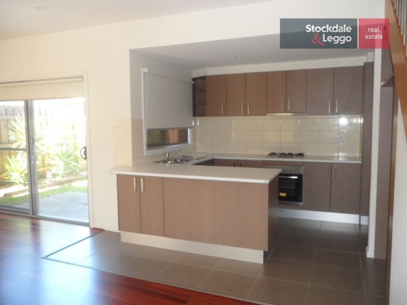 7/6 Strathconnon Square, Tullamarine VIC 3043