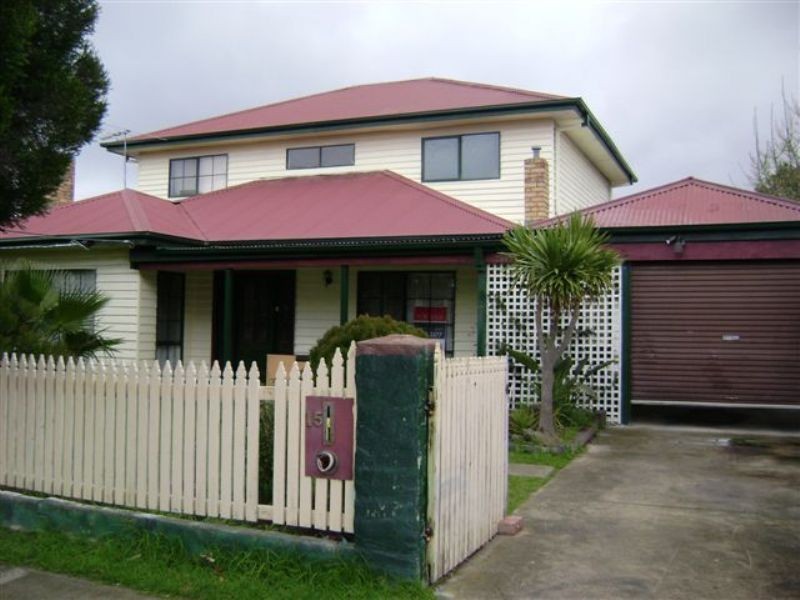 15 Banksia Grove, Tullamarine VIC 3043