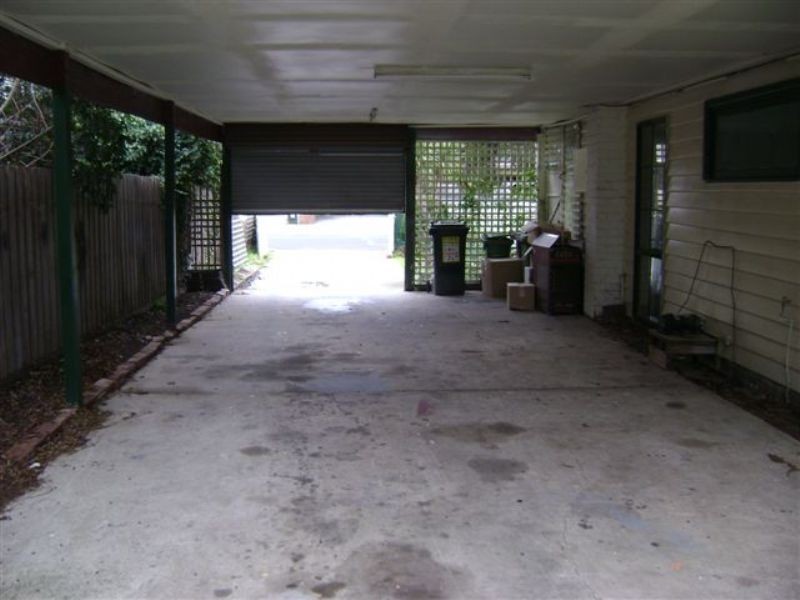 15 Banksia Grove, Tullamarine VIC 3043