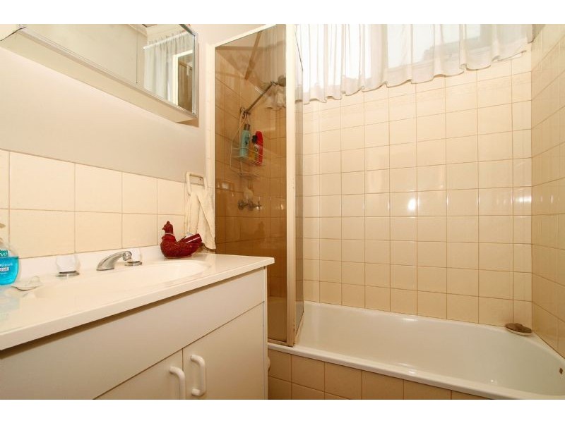 110 Chirnside Street, Kingsville VIC 3012