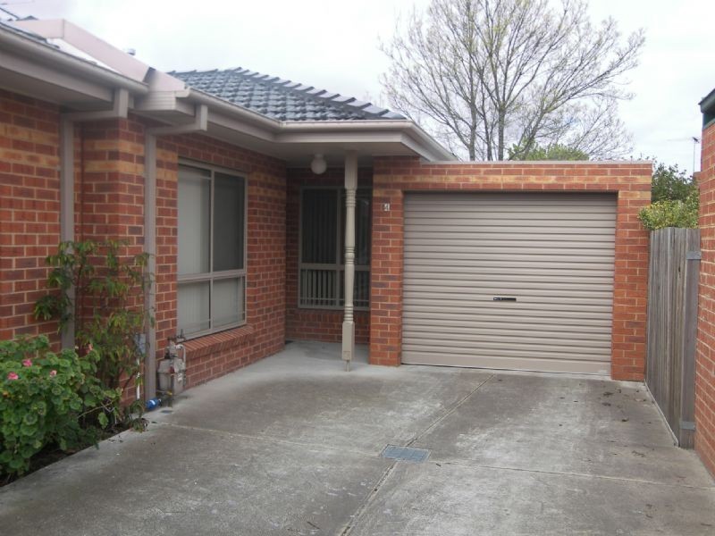 4/146 Robert Street, Essendon VIC 3040
