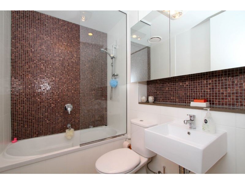 456/38-70 Mt Alexander Road, Flemington VIC 3031