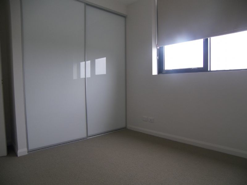 208/8 Breavington way, Northcote VIC 3070