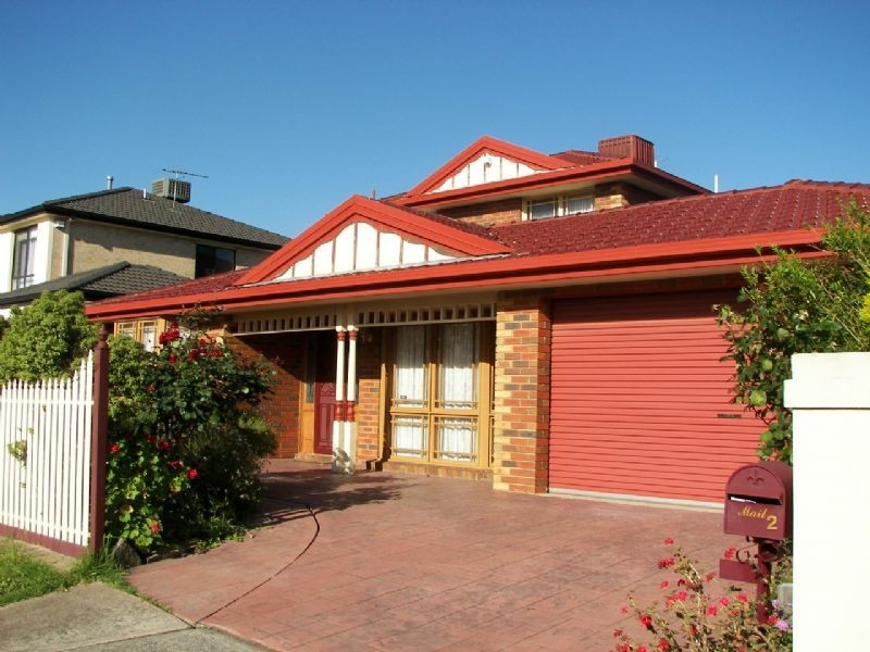 2 Barak Court, Oak Park VIC 3046