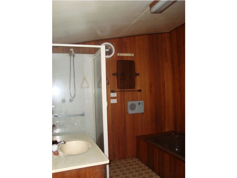 17 Raleigh Street, Essendon VIC 3040